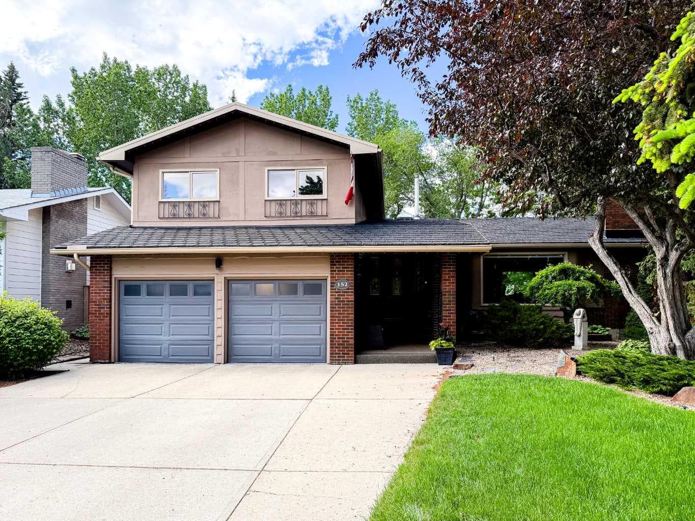 152 Mapleburn Drive SE