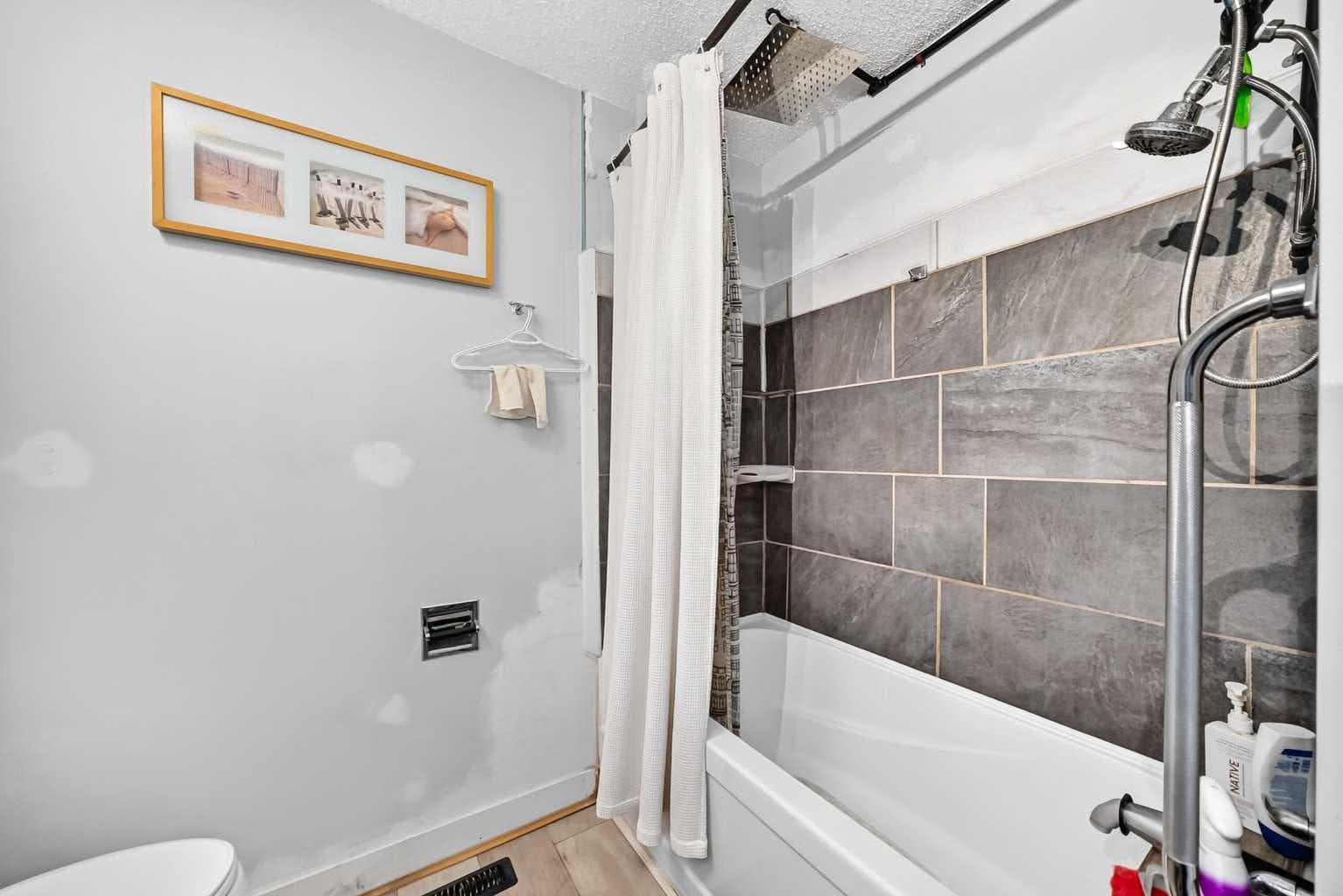 39 Aberdare Way NE