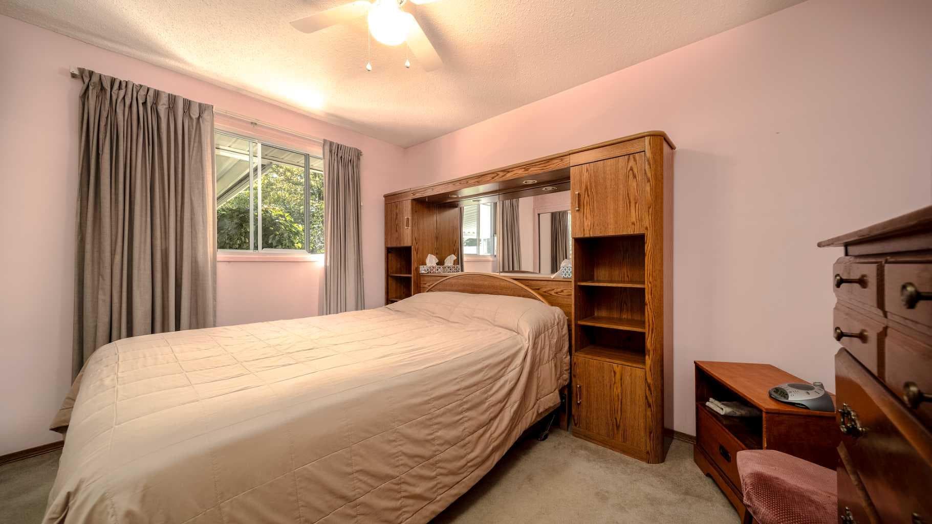 42 Harrow Place SW