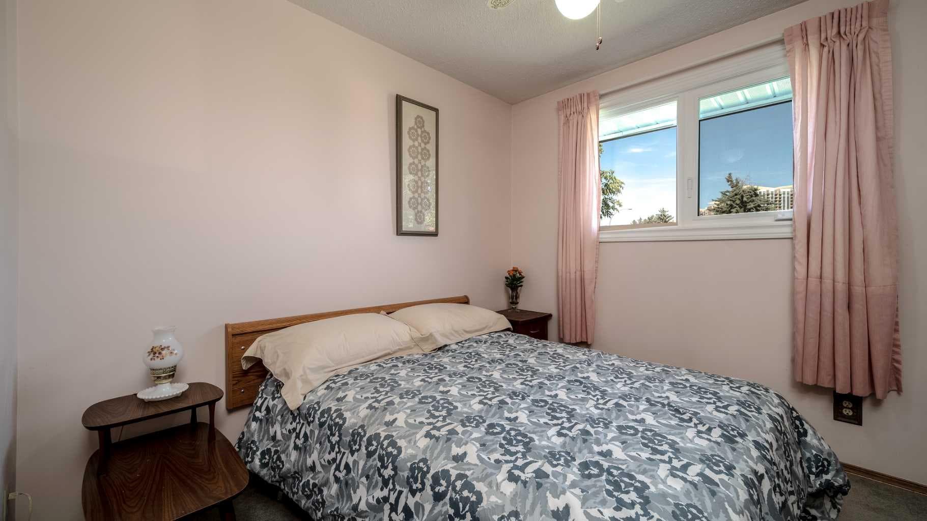 42 Harrow Place SW