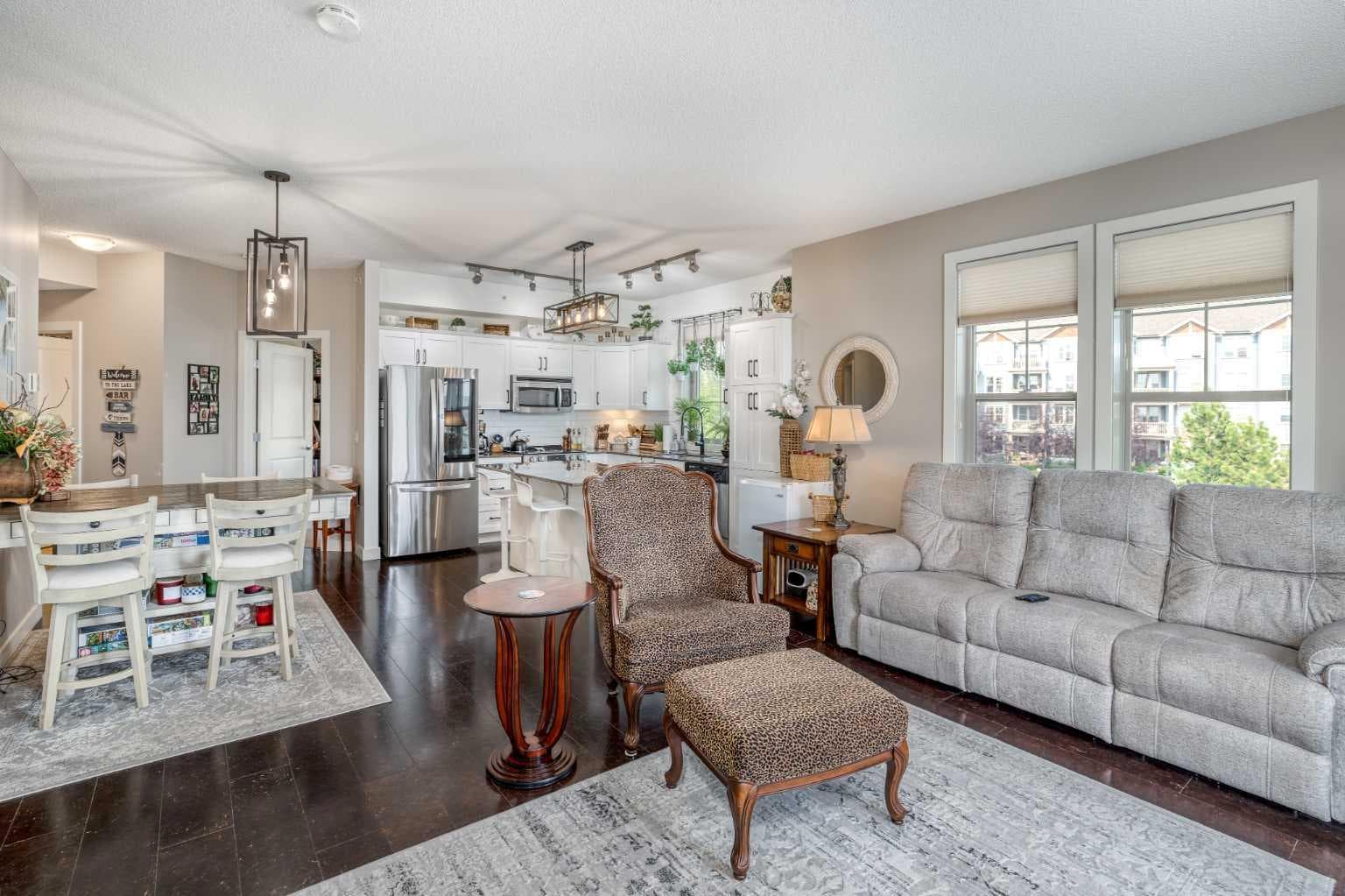320, 205 Sunset Drive 