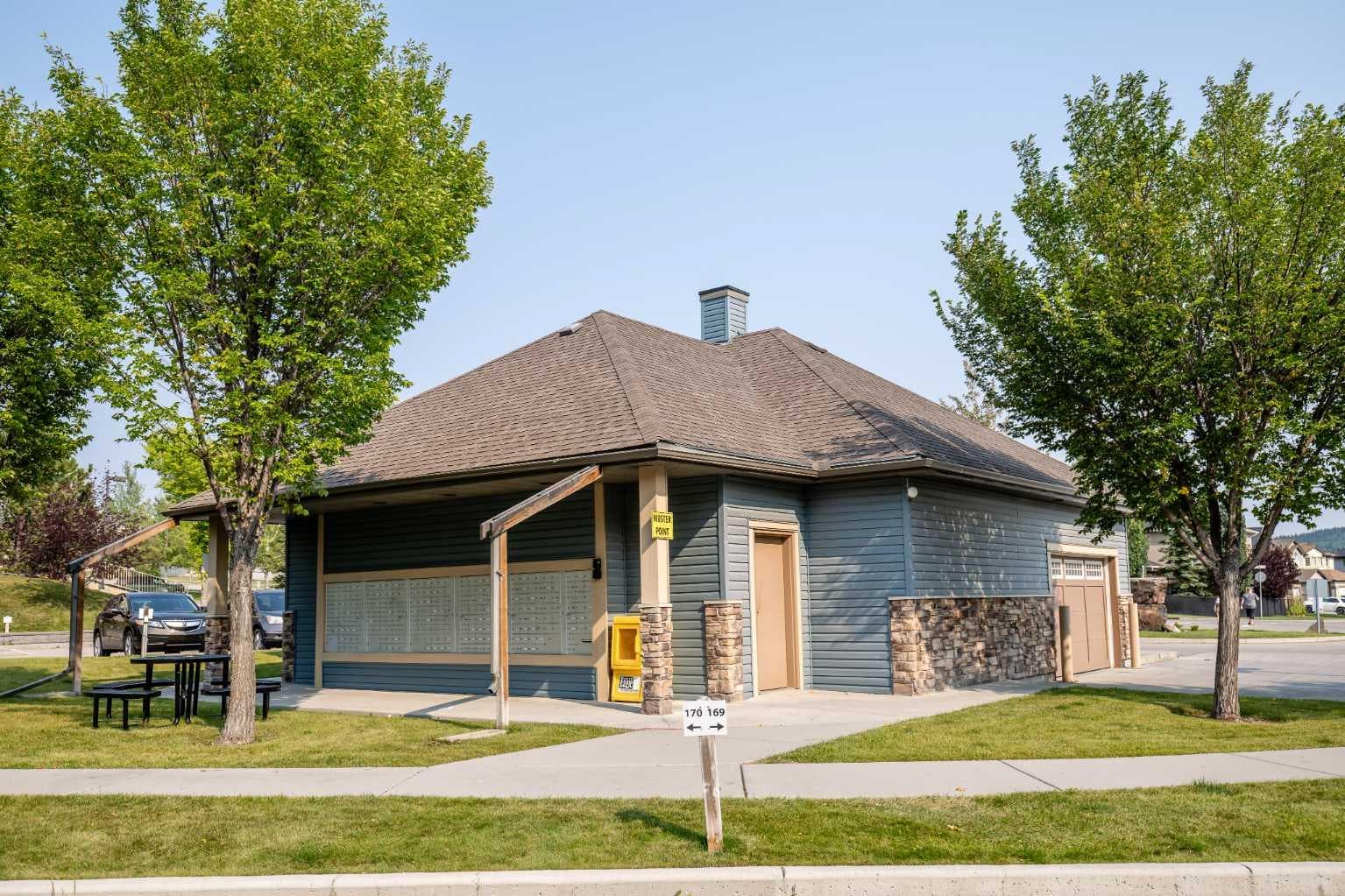 320, 205 Sunset Drive 