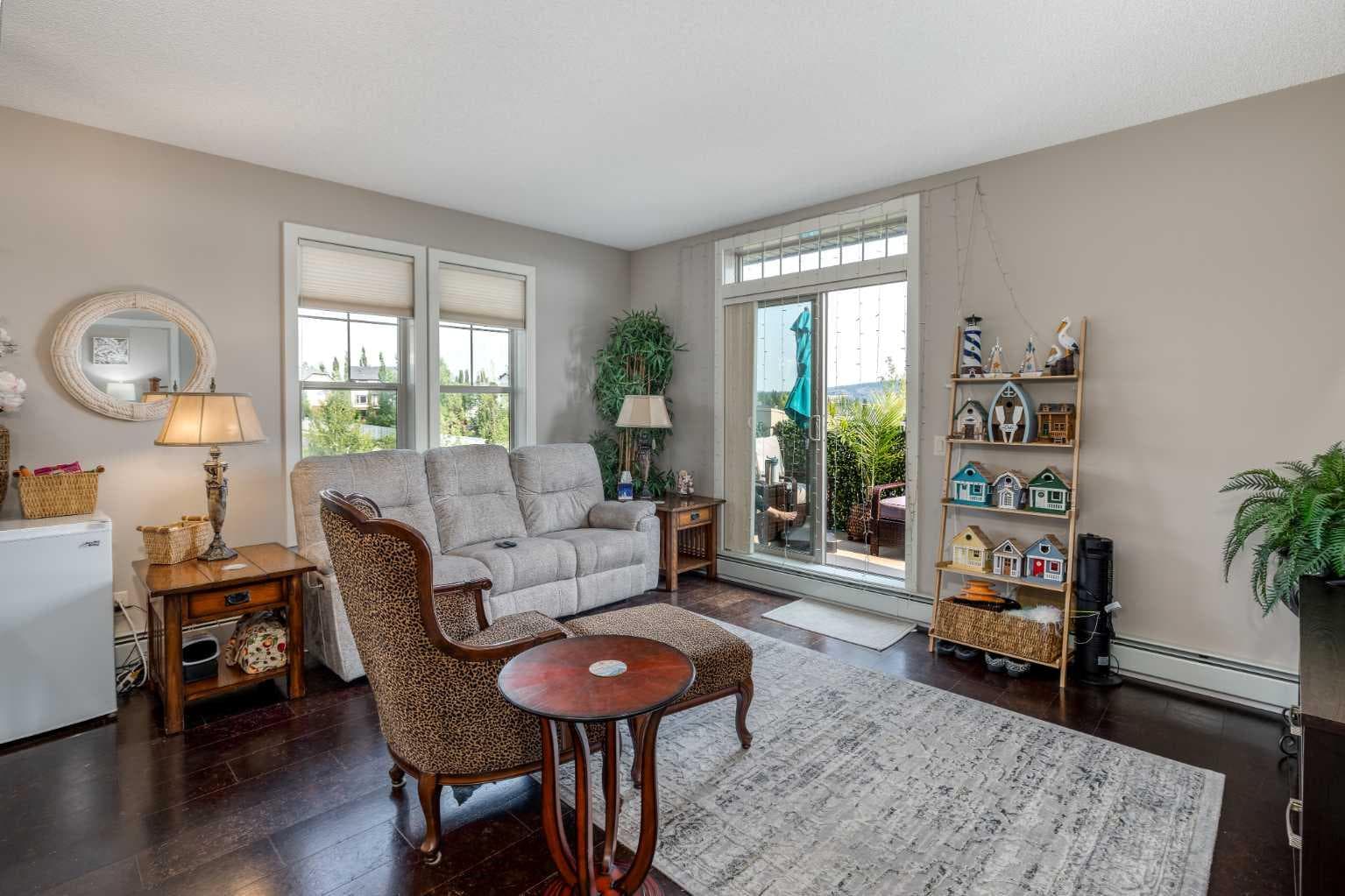 320, 205 Sunset Drive 