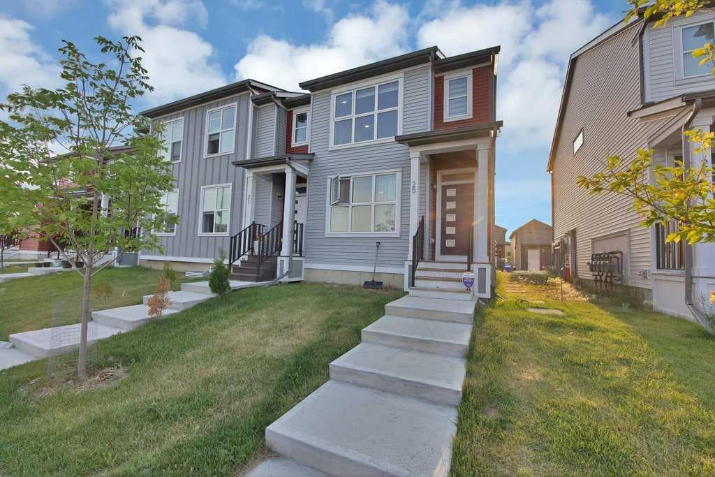 25 Savanna Manor NE