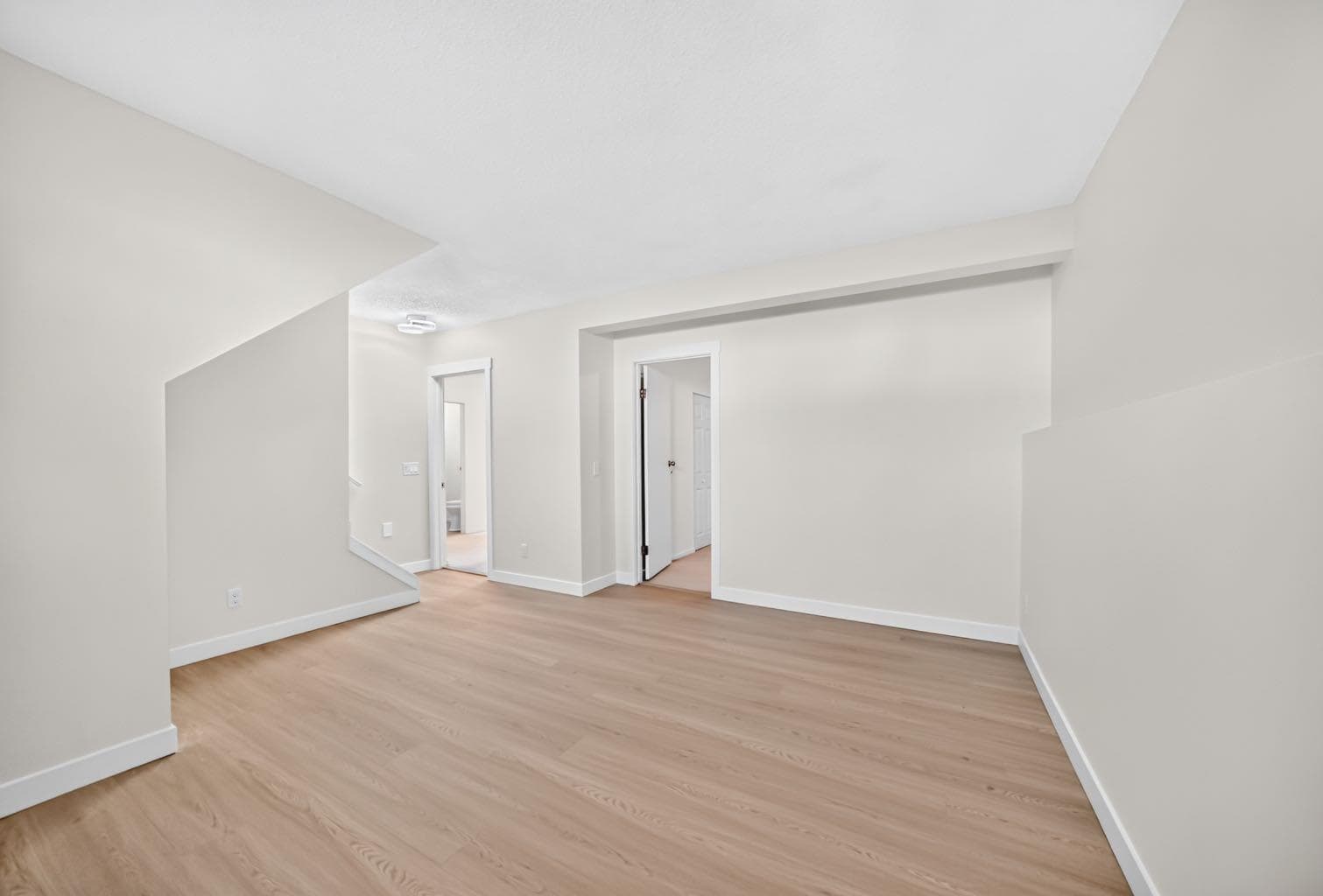 143 Applewood Drive SE