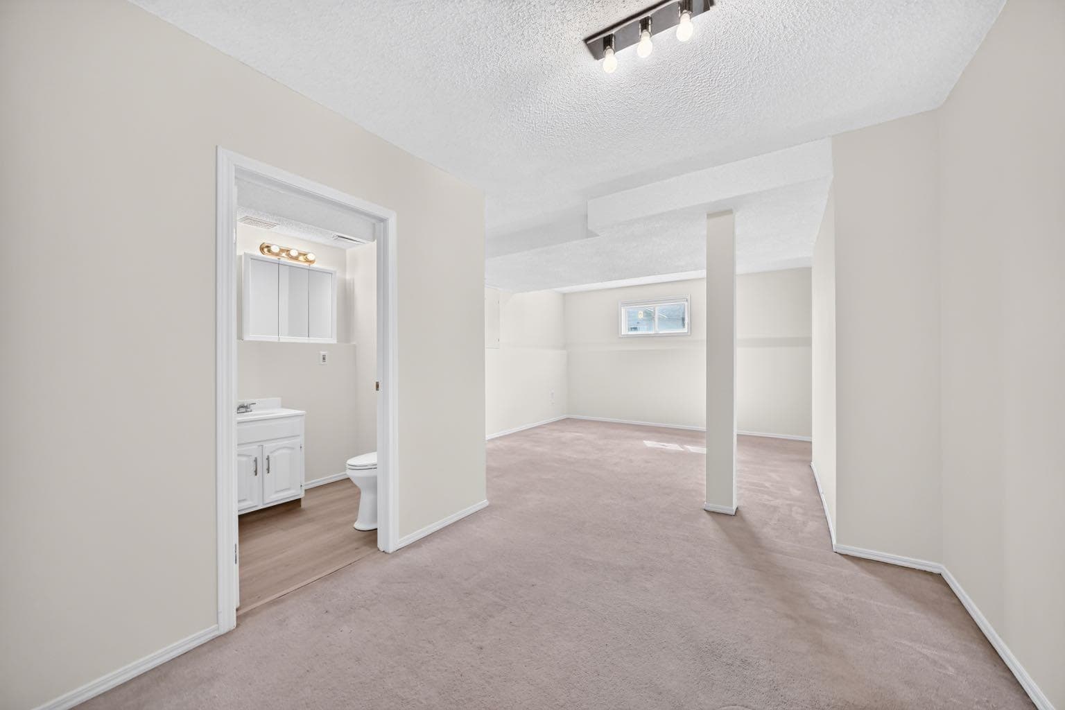 143 Applewood Drive SE