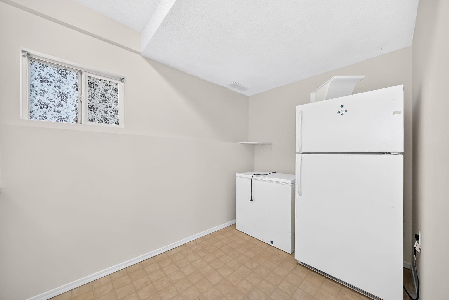 143 Applewood Drive SE