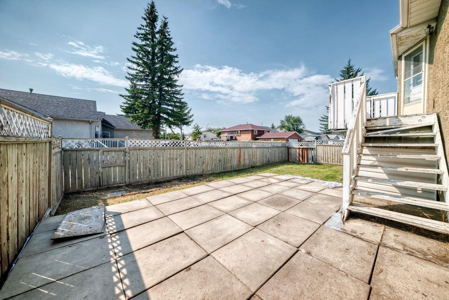 143 Applewood Drive SE