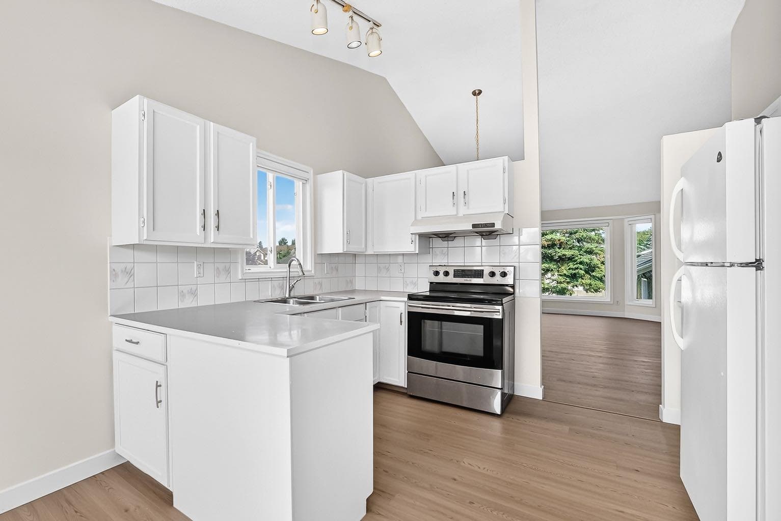 143 Applewood Drive SE