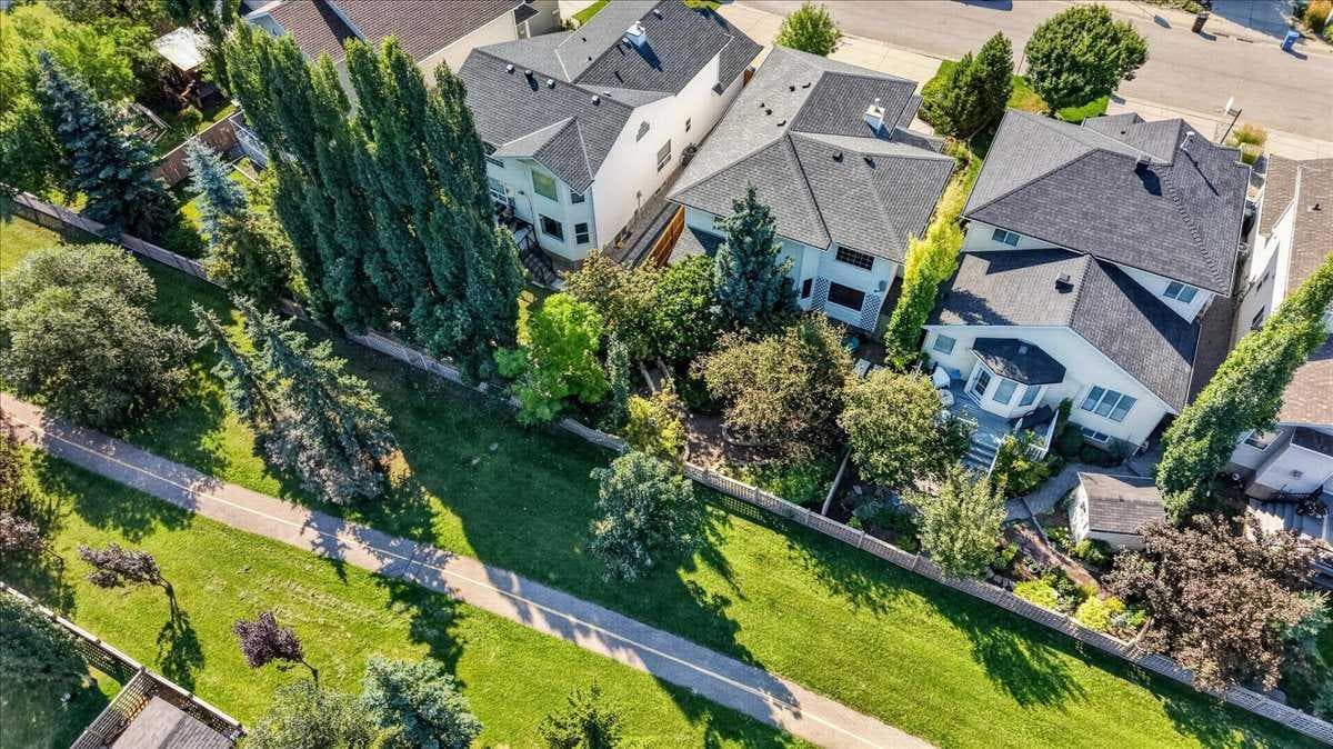 30 Sierra Nevada Way SW