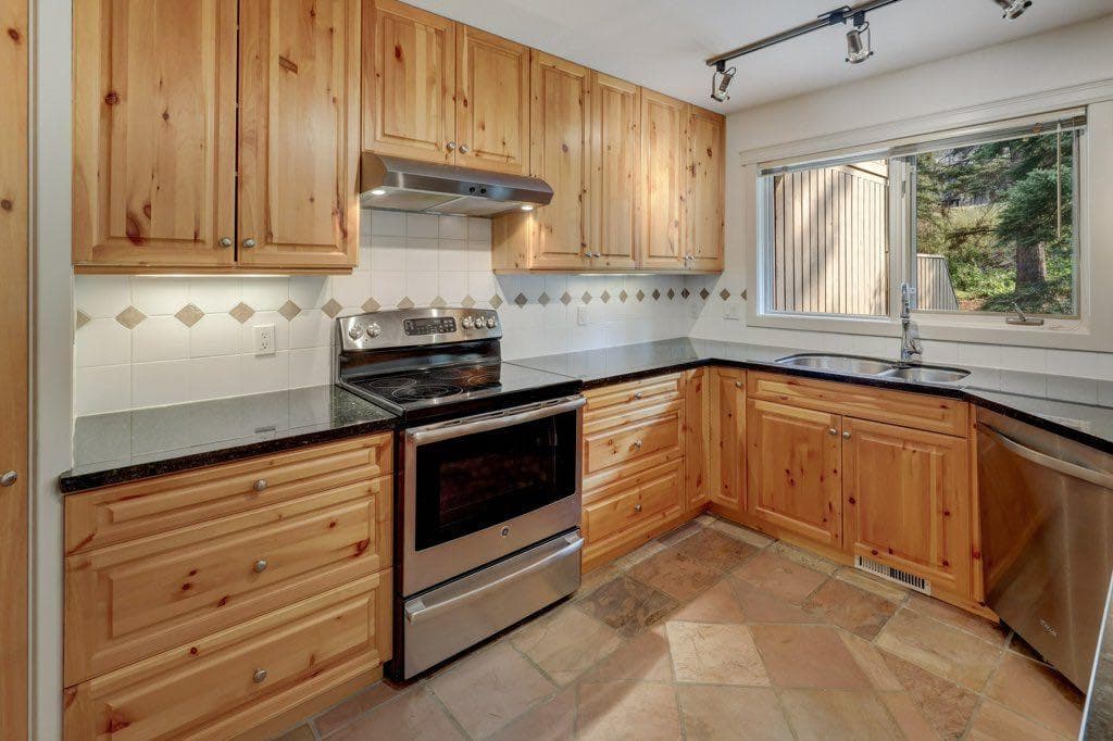 149, 200 Prospect Heights 