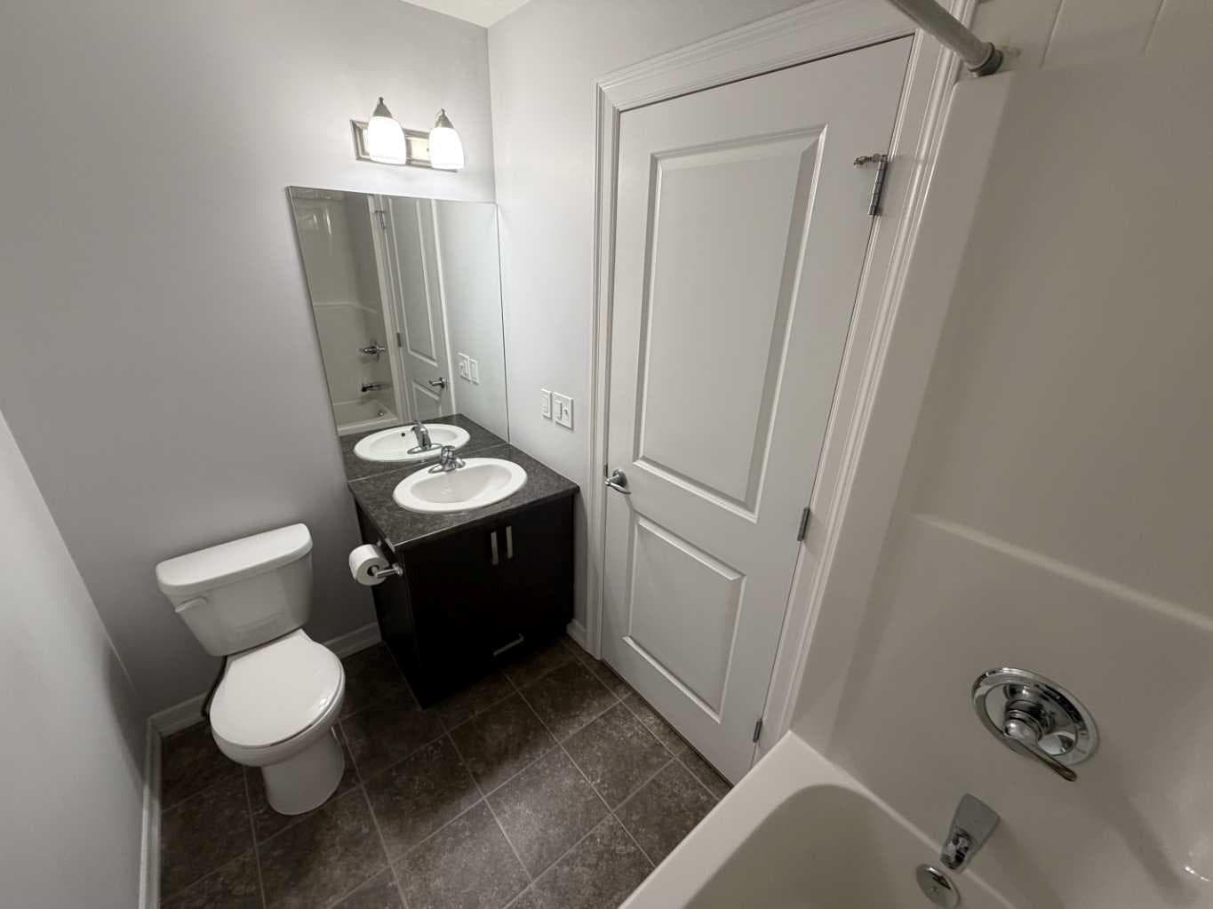 219, 117 Copperpond Common SE