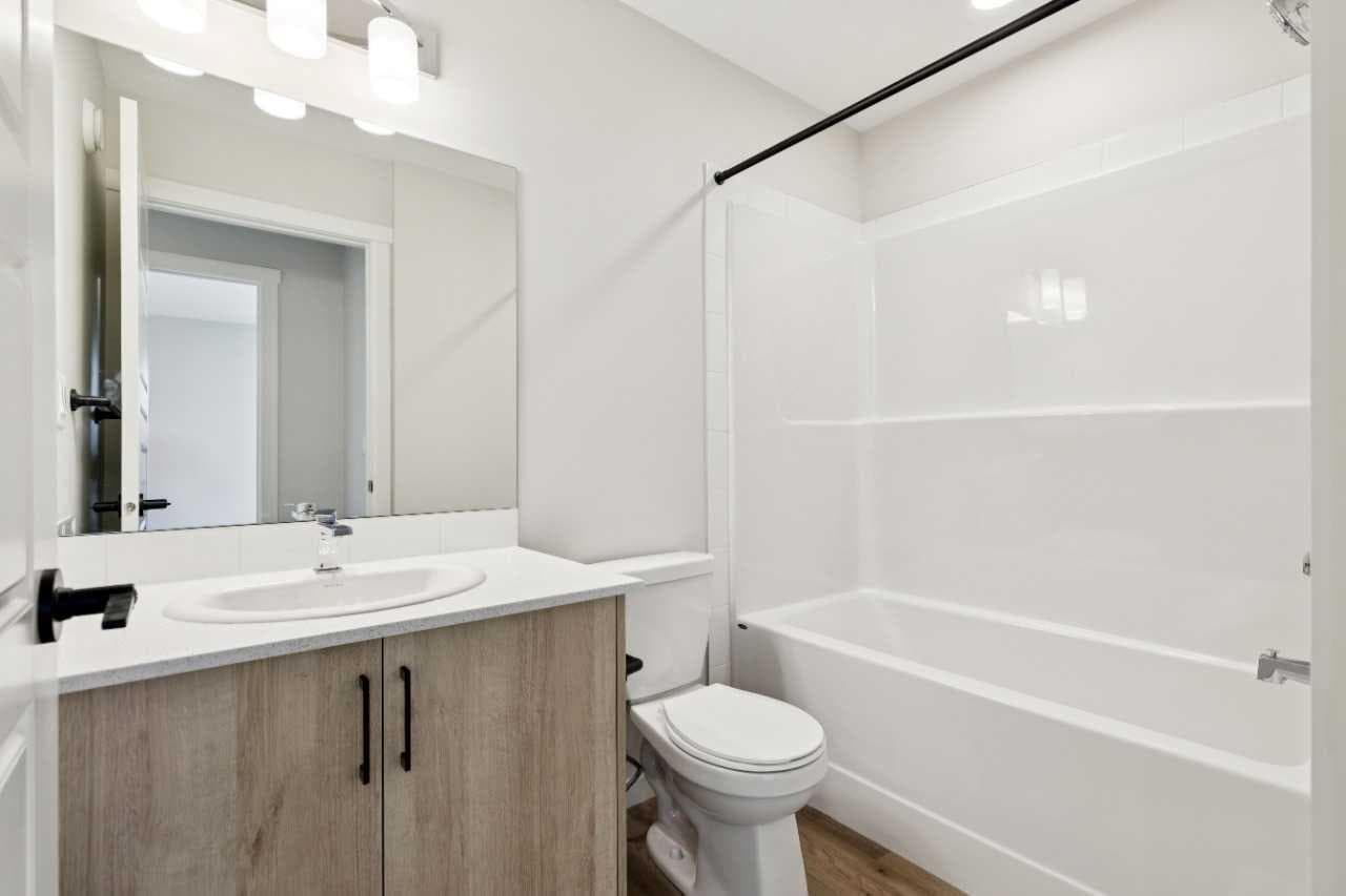 1201, 350 Mahogany Parade SE