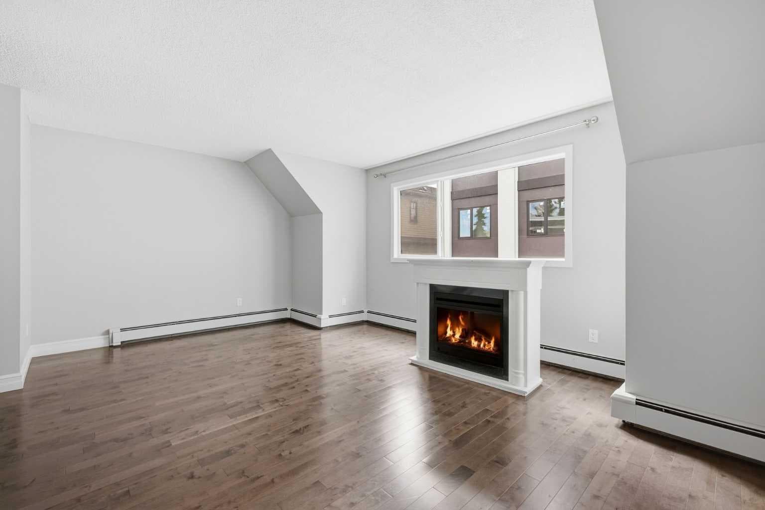 B, 2115 35 Avenue SW