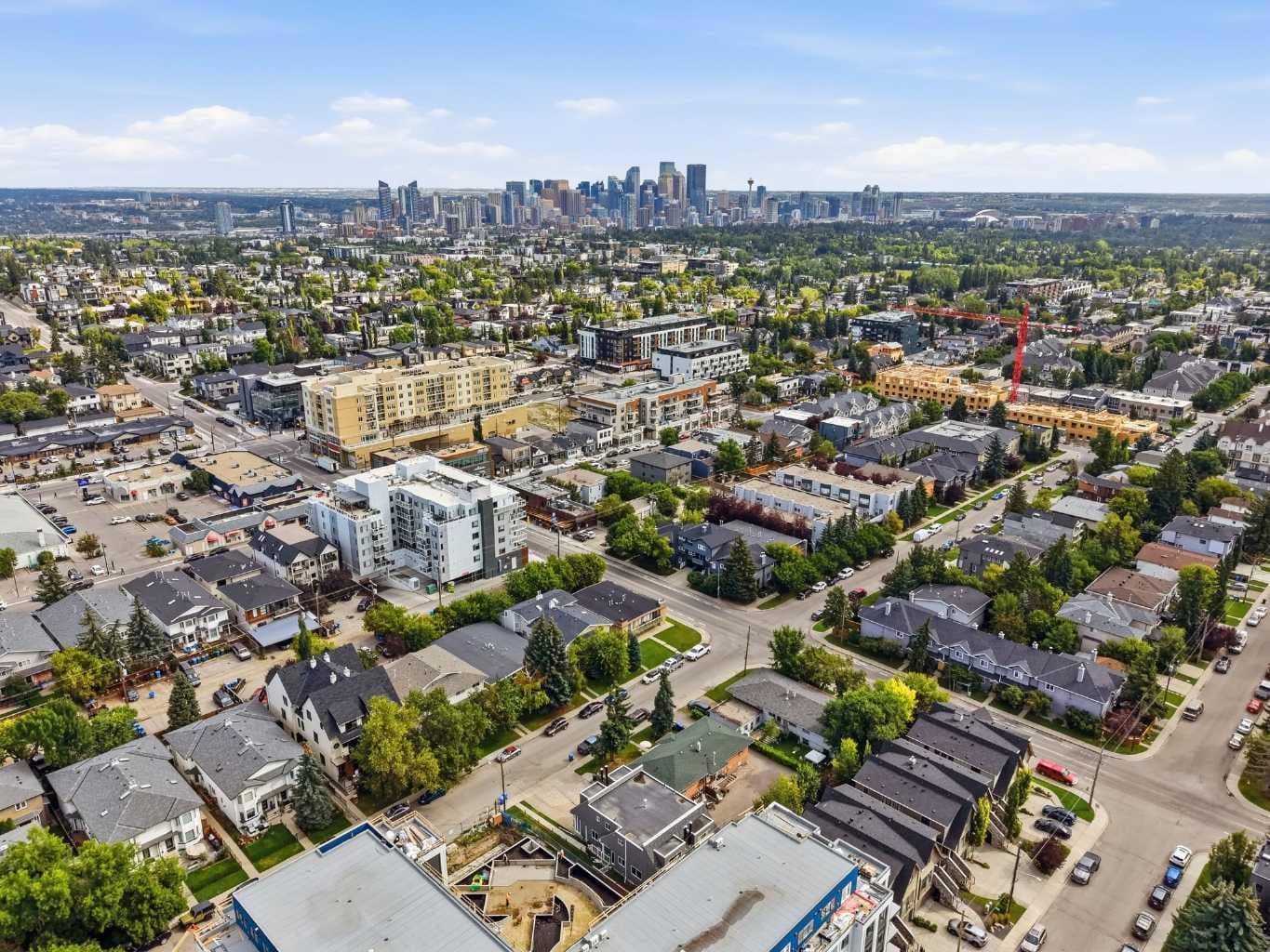 B, 2115 35 Avenue SW