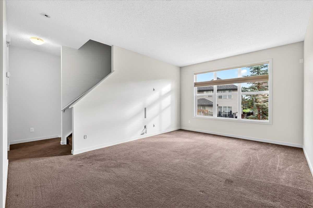 707, 10 Auburn Bay Avenue SE