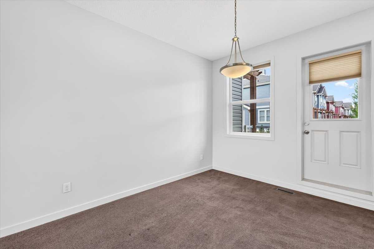 707, 10 Auburn Bay Avenue SE