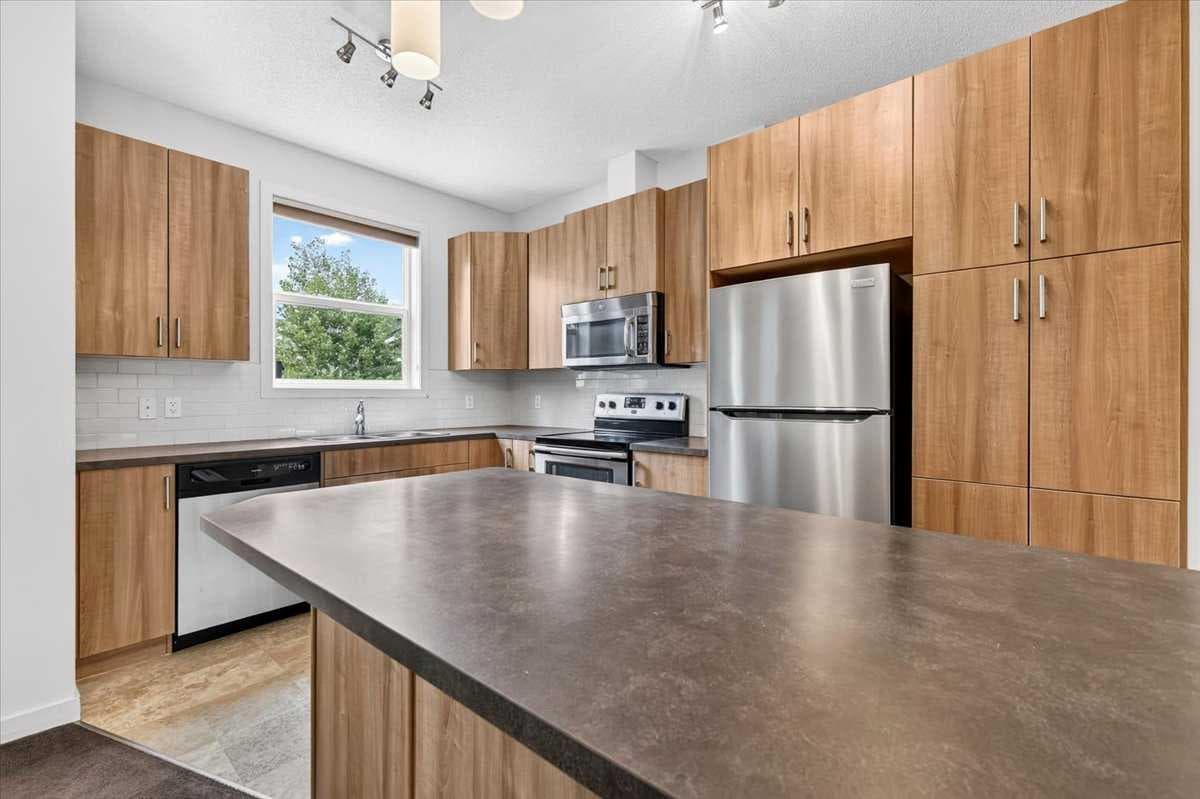 707, 10 Auburn Bay Avenue SE