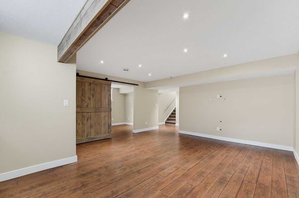 145 Sunset Manor 