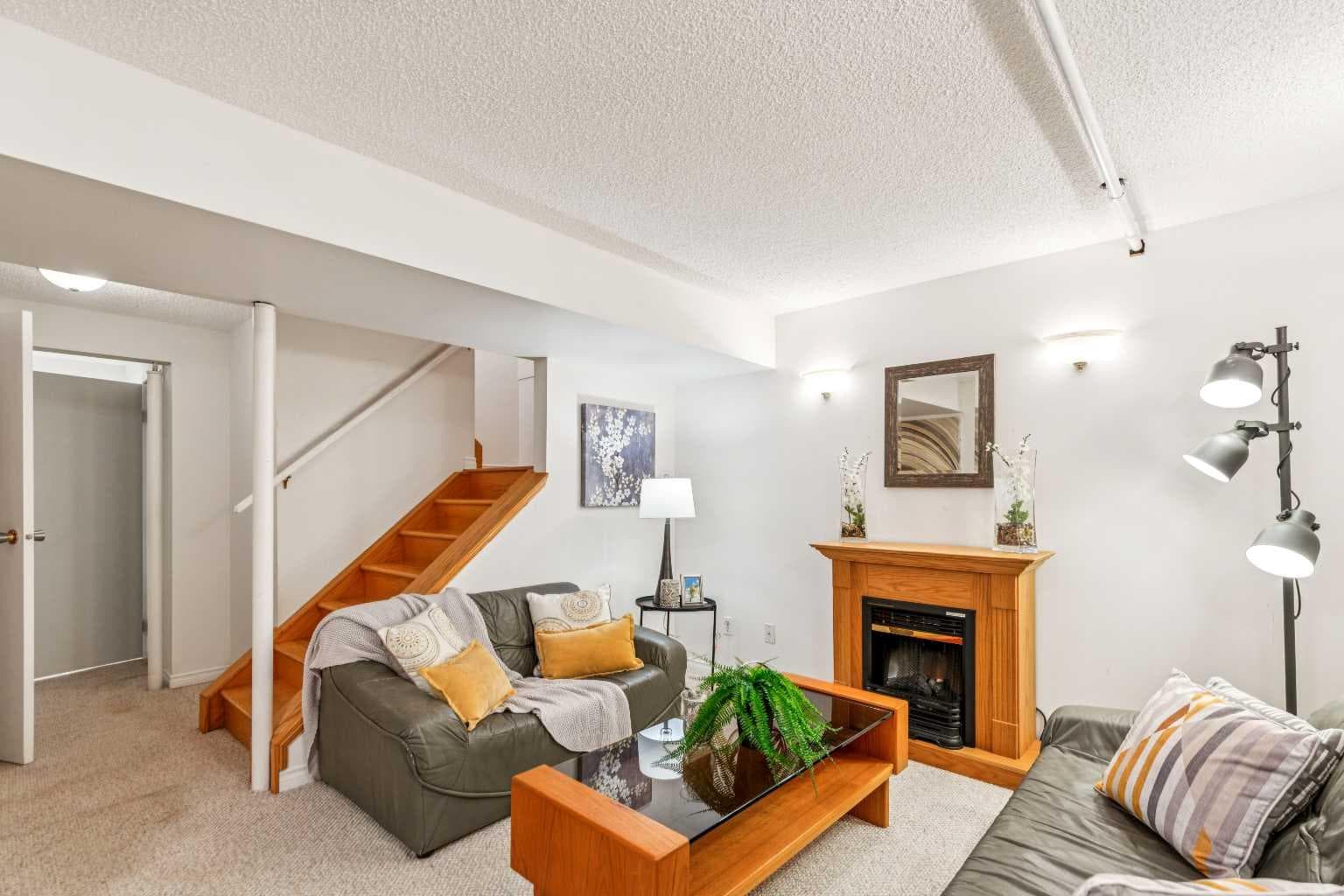 41, 999 Canyon Meadows Drive SW