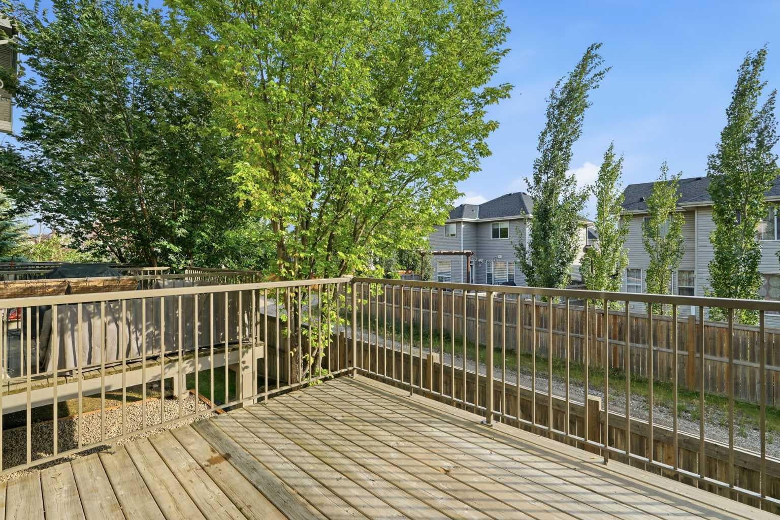 209 Copperpond Row SE