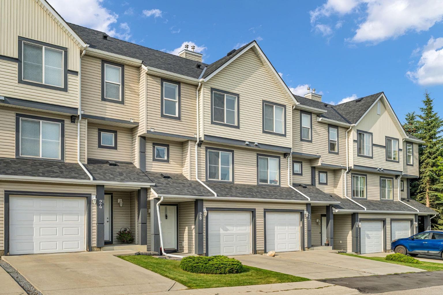 28 Everhollow Way SW