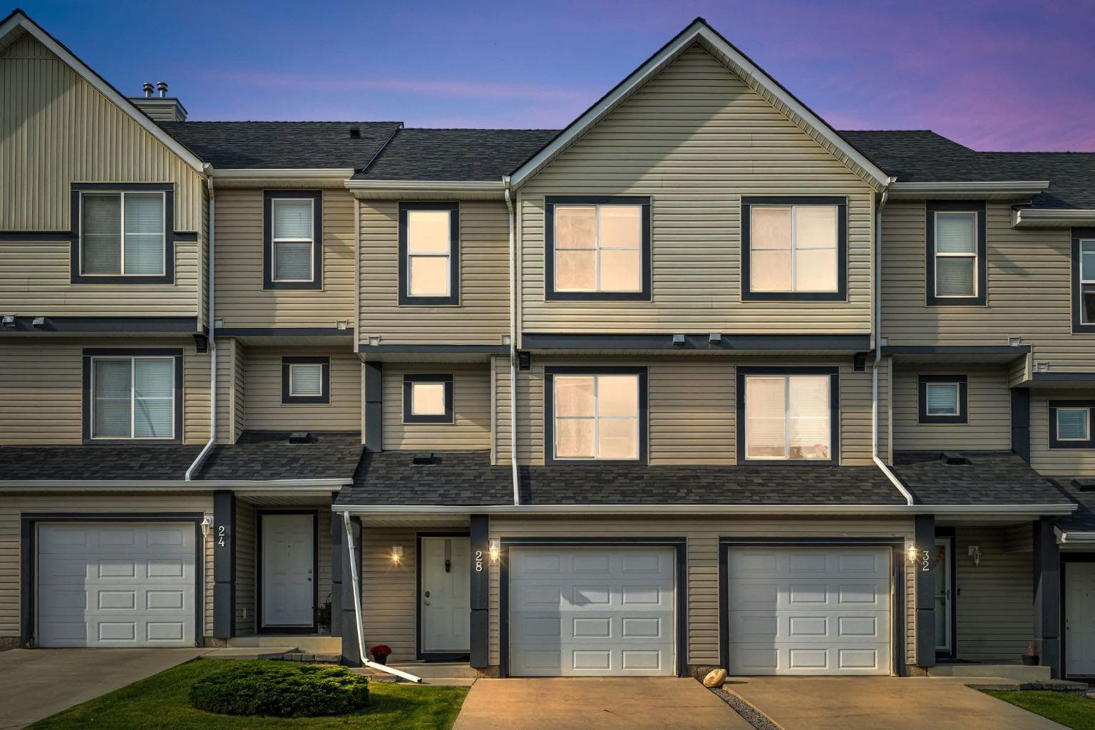 28 Everhollow Way SW