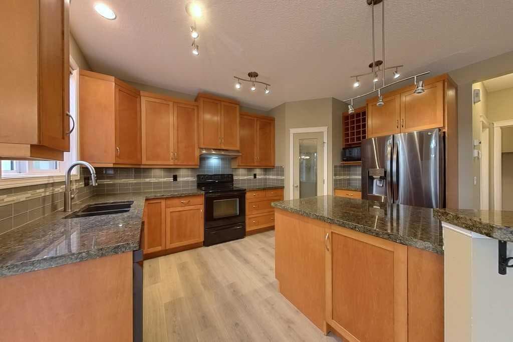 149 Rockborough Green NW