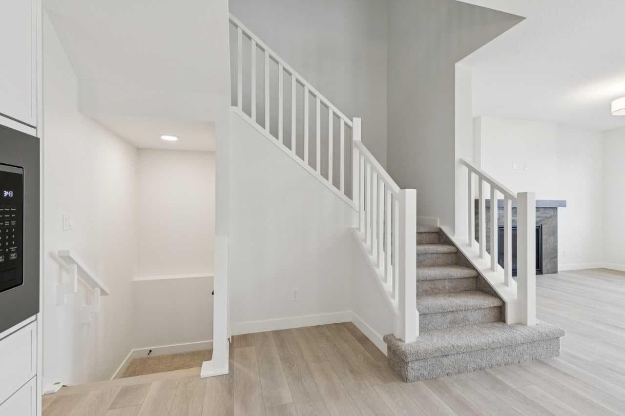 139 Fireside Close 