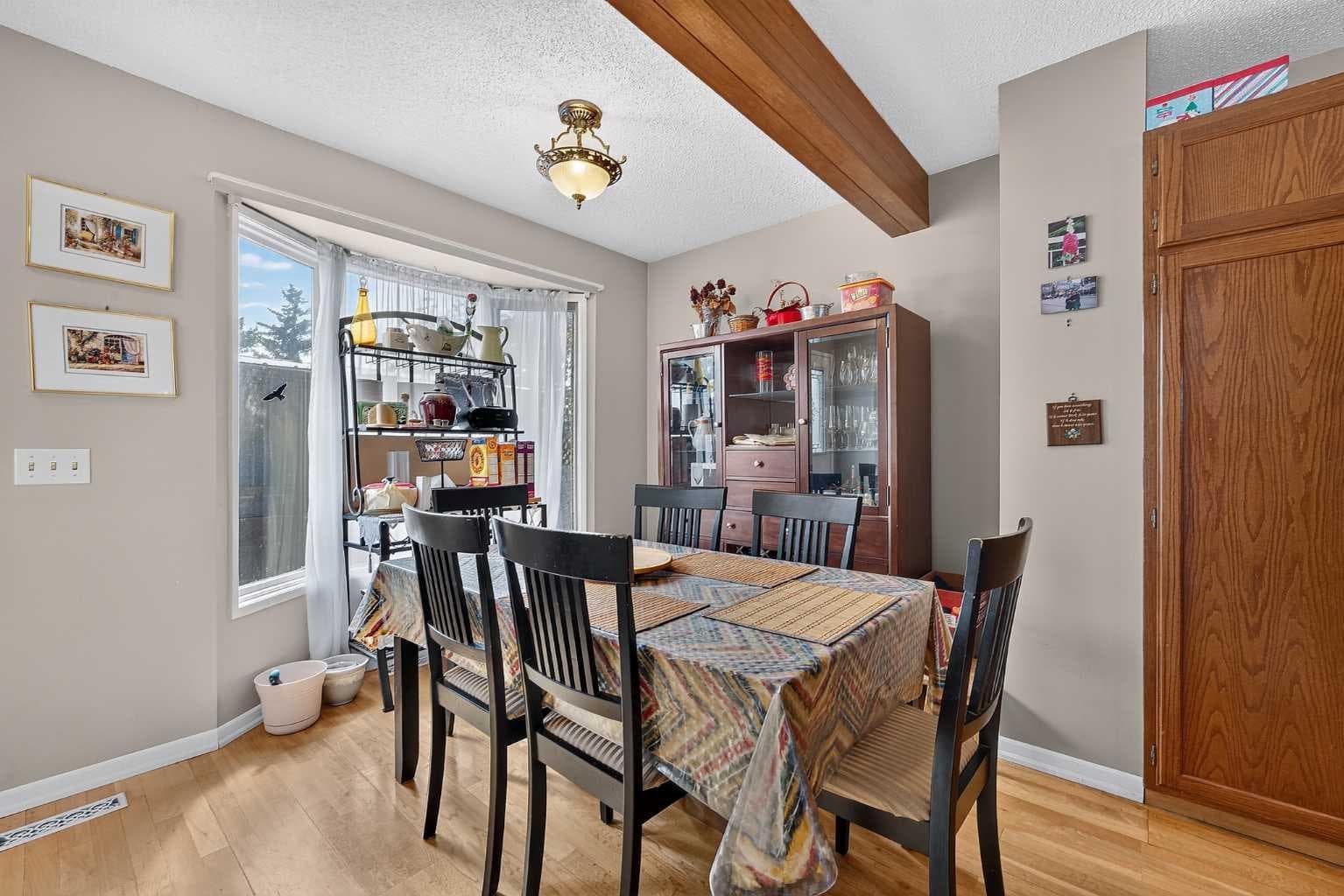 36 Templegreen Bay NE