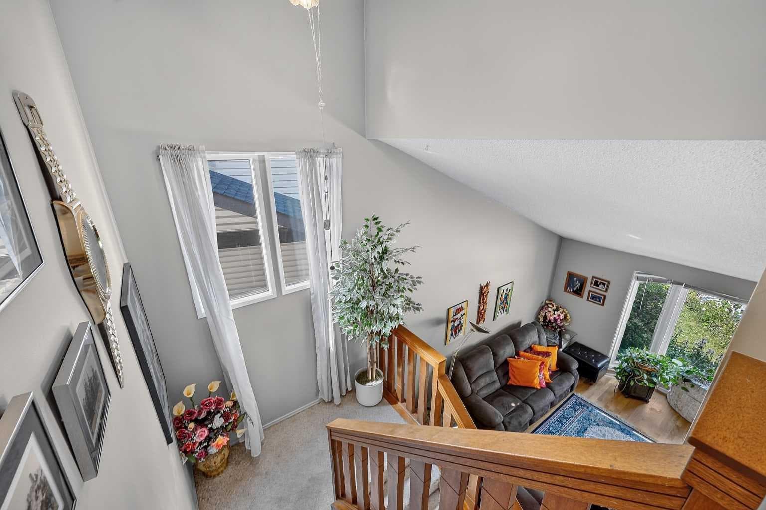 36 Templegreen Bay NE