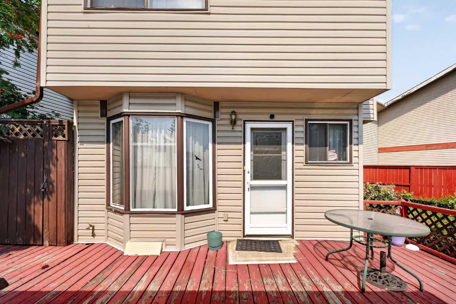 36 Templegreen Bay NE