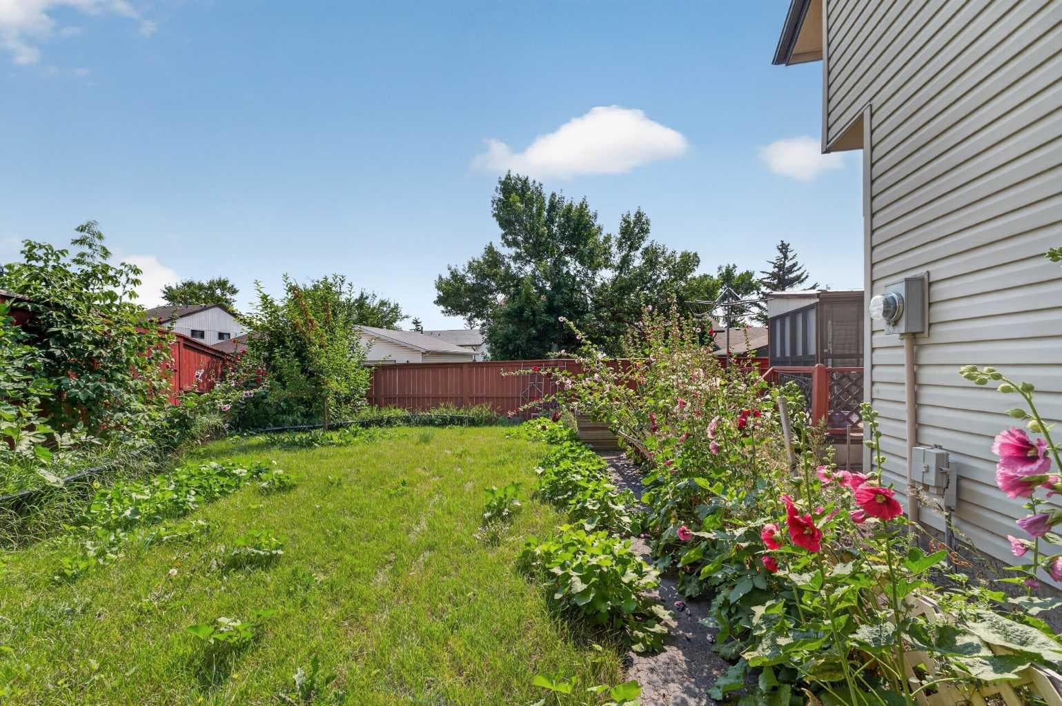 36 Templegreen Bay NE