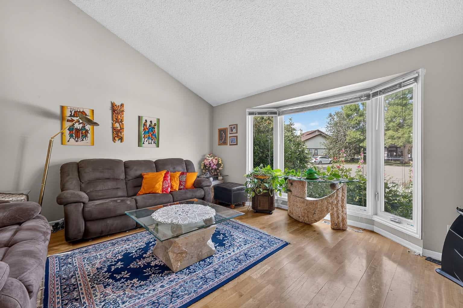 36 Templegreen Bay NE