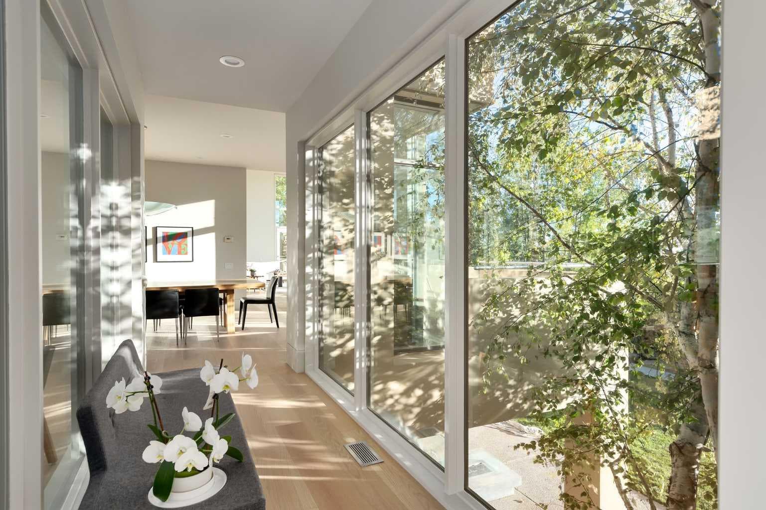 25102 Lower Springbank Road 