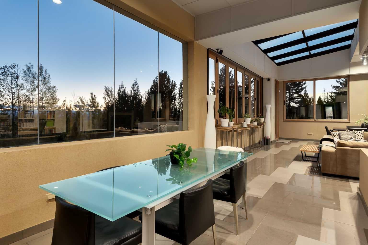 25102 Lower Springbank Road 