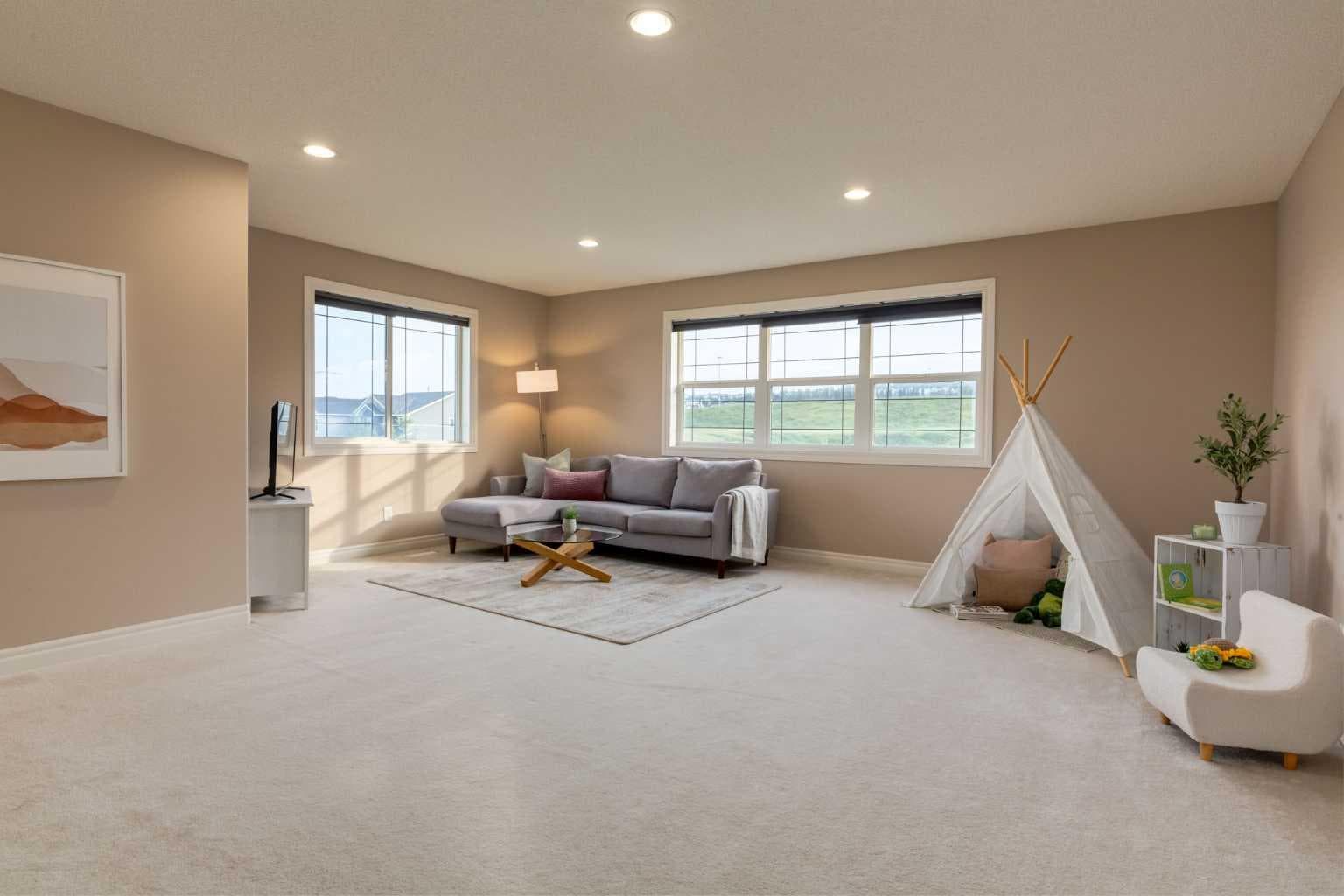357 Kincora Drive NW