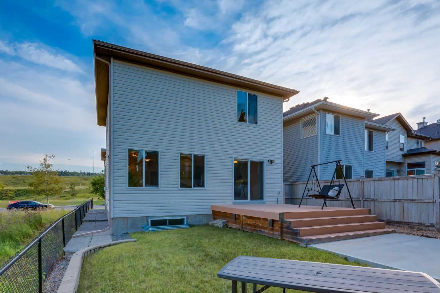 357 Kincora Drive NW