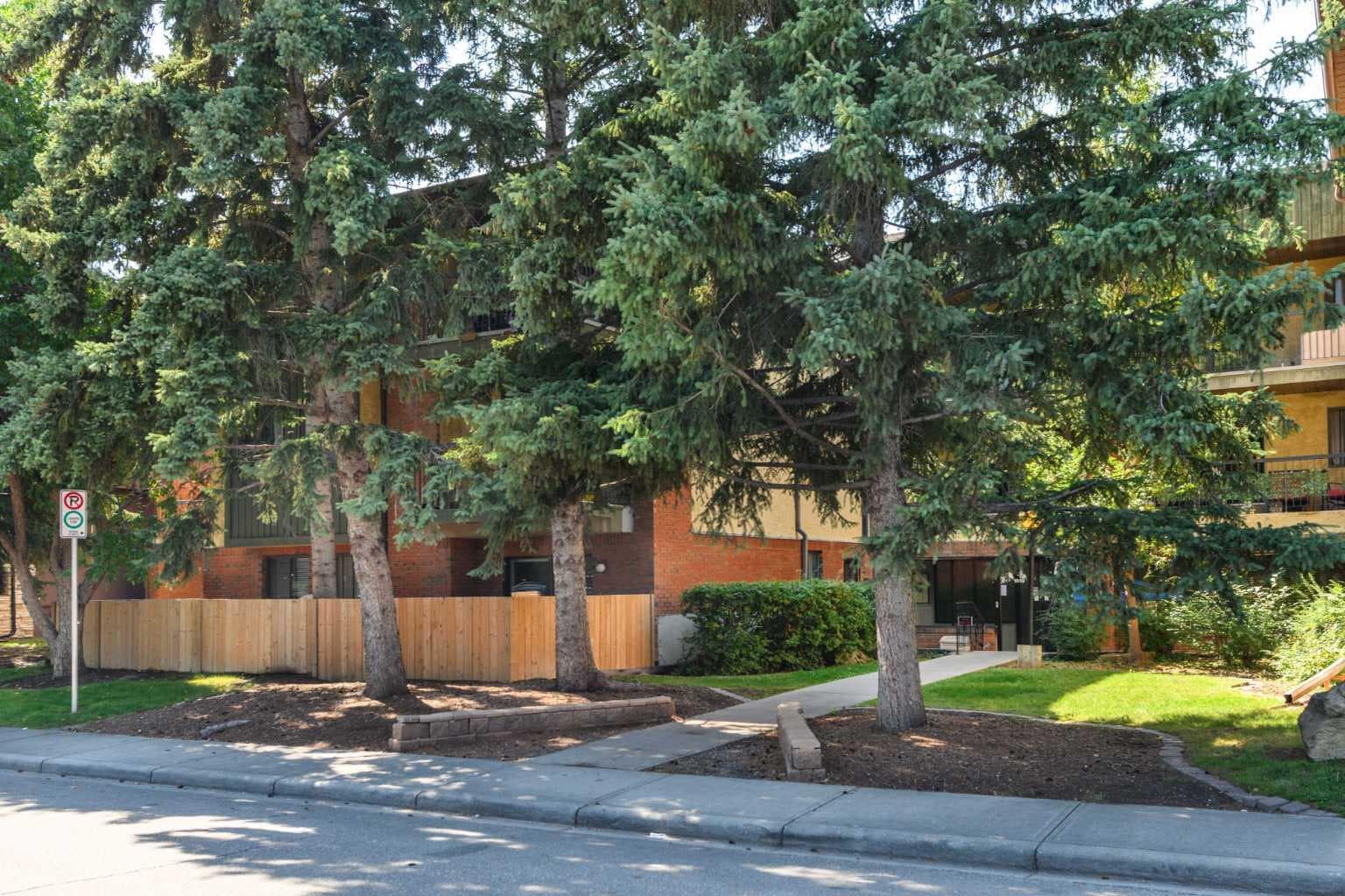209, 1919 36 Street SW