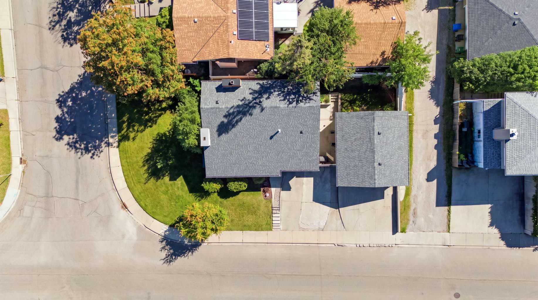 2445 Cherokee Drive NW