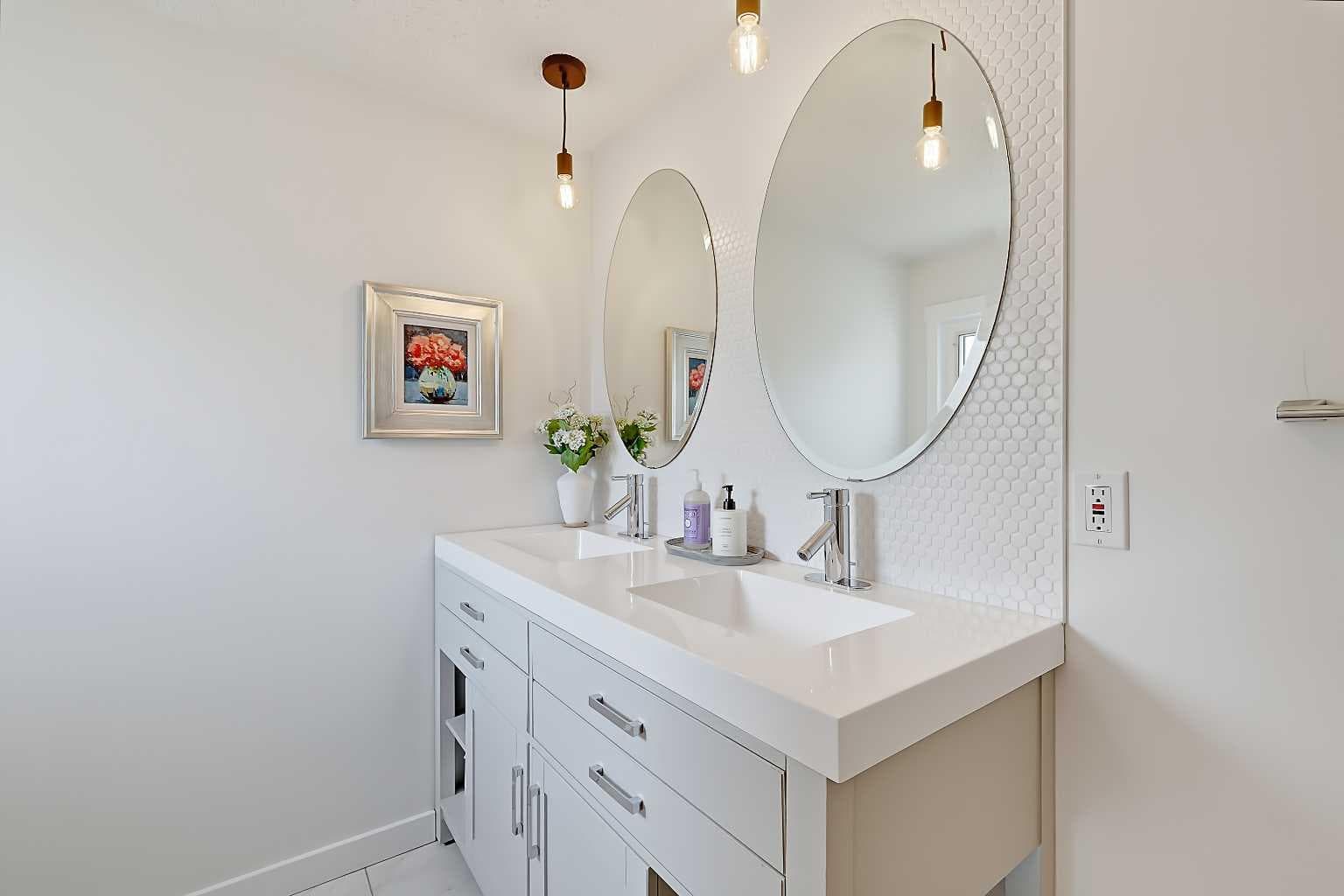 49, 2815 Palliser Drive SW