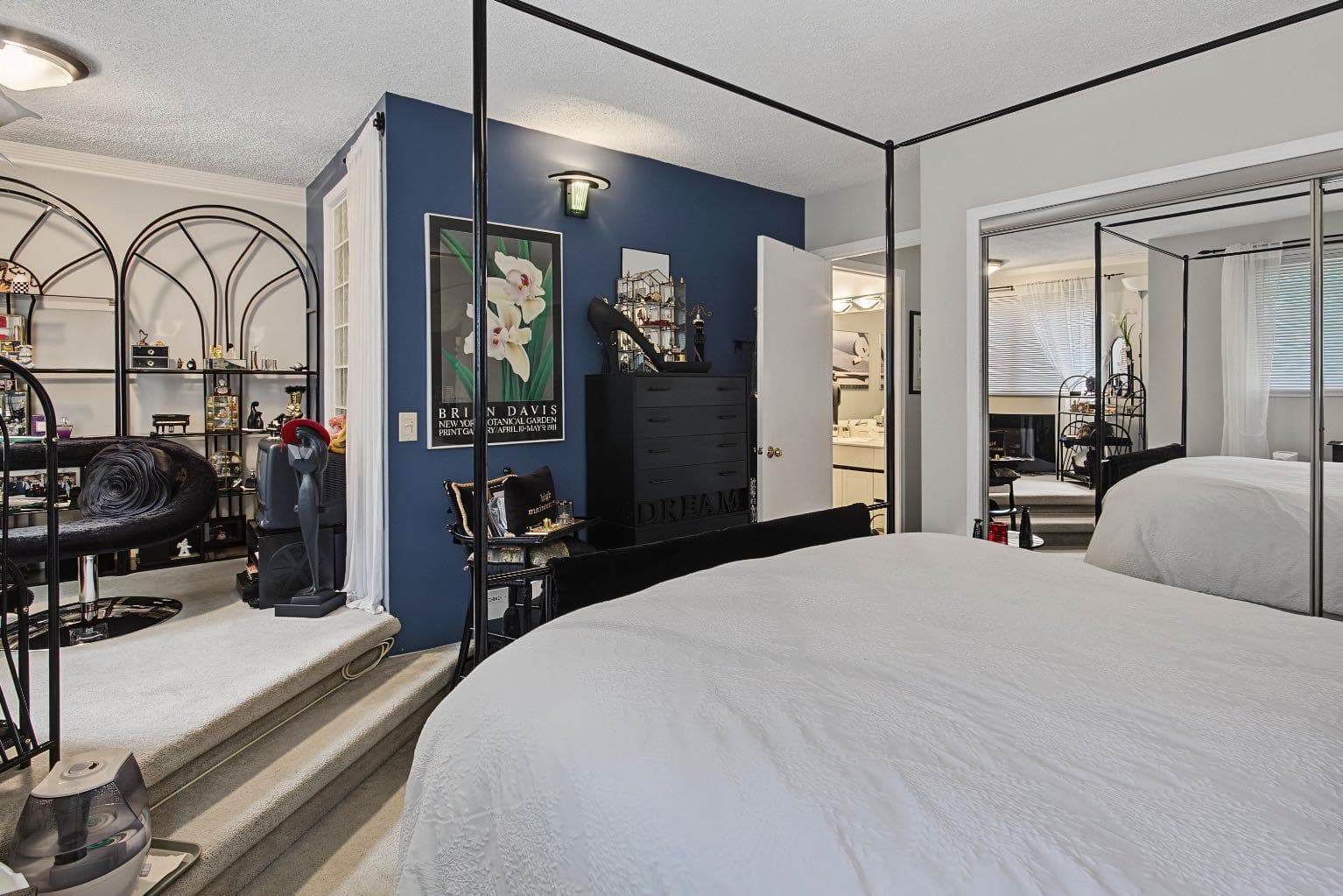 52, 12 Templewood Drive NE