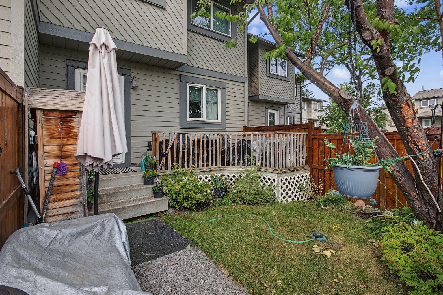 52, 12 Templewood Drive NE
