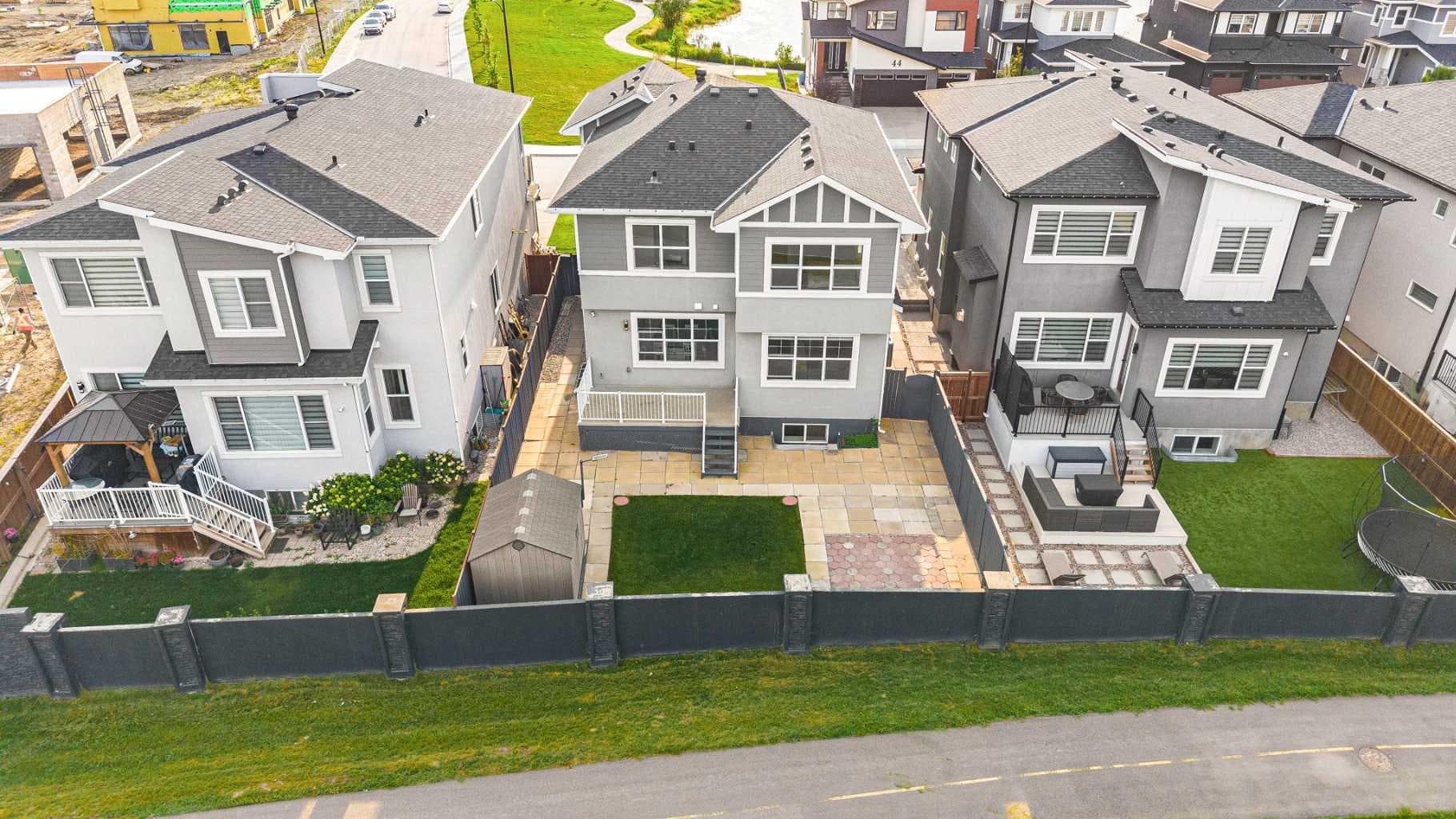 47 Waterford Heights 