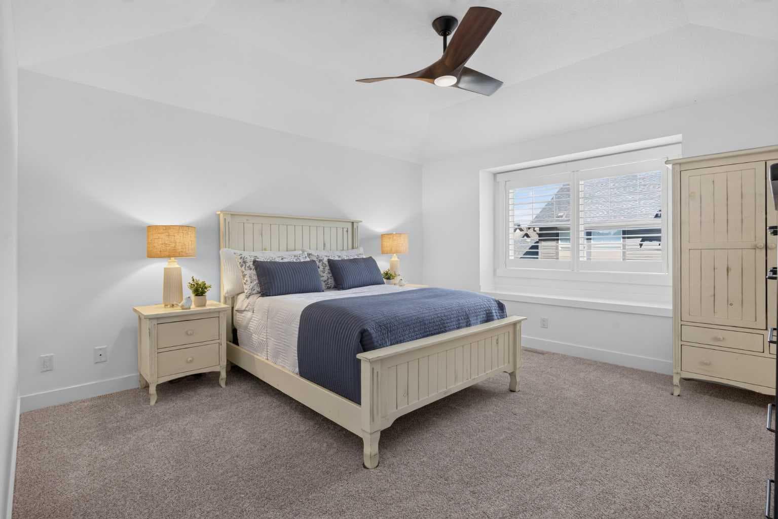 202, 110 Coopers Common SW