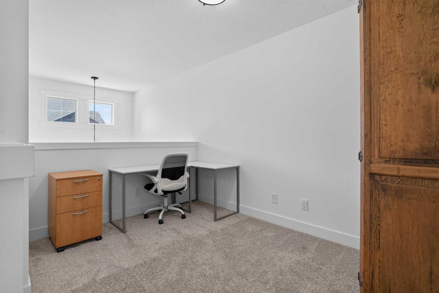 202, 110 Coopers Common SW