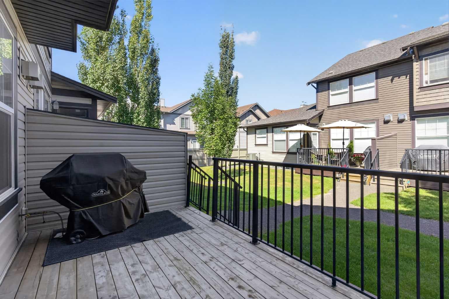 202, 110 Coopers Common SW