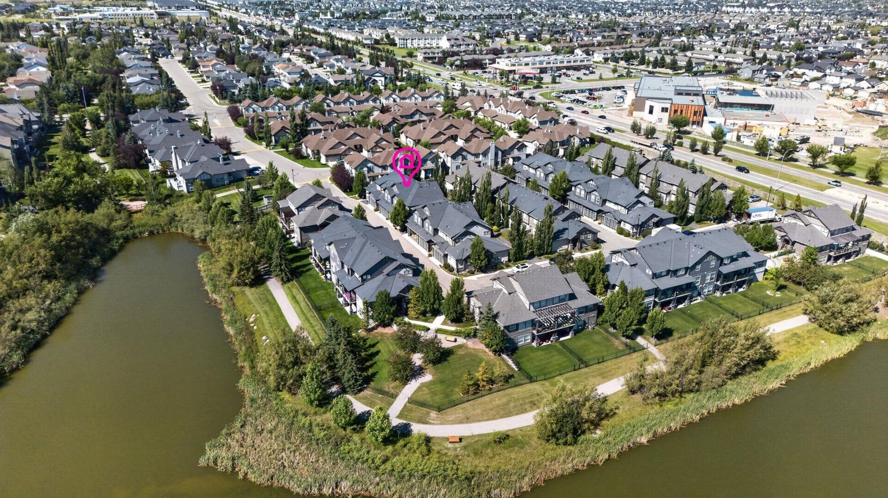 202, 110 Coopers Common SW