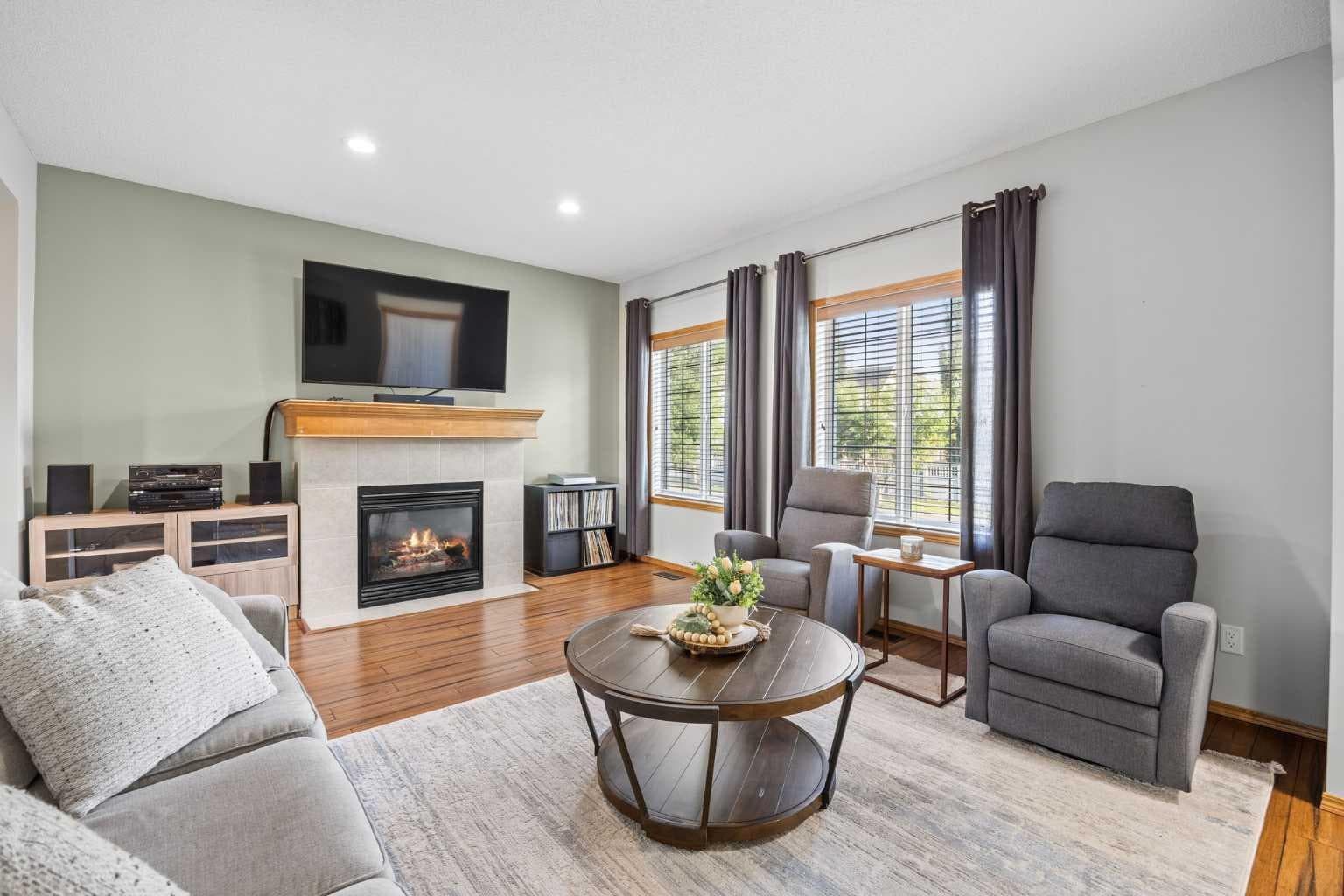4446 Elgin Avenue SE