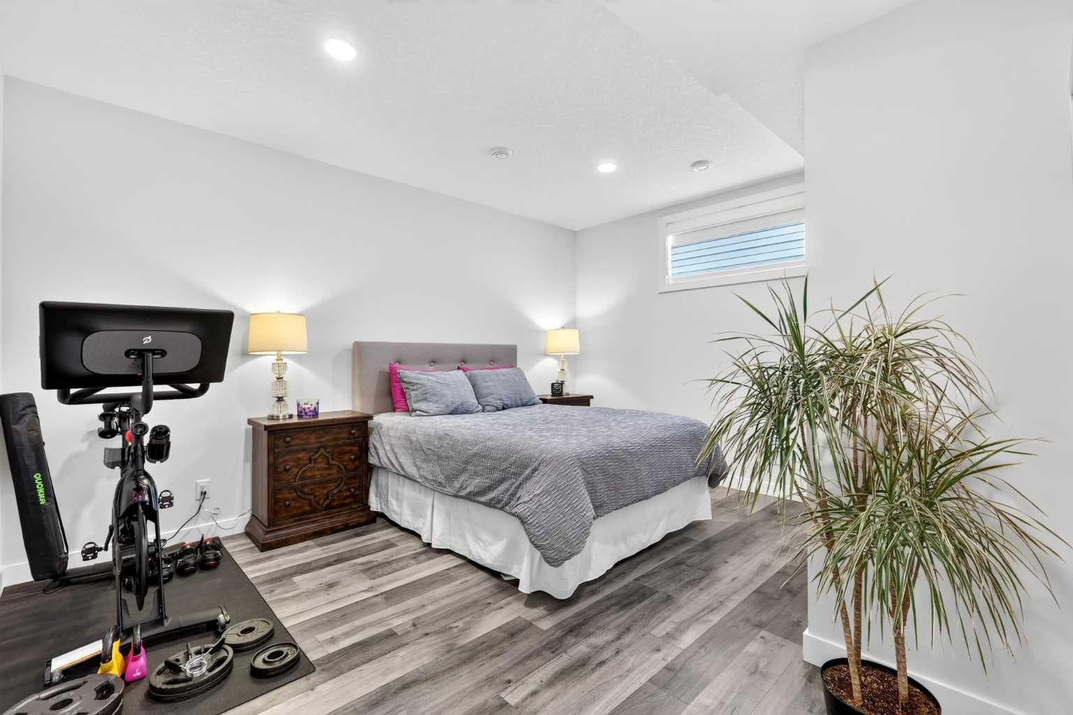132 Creekside Drive SW